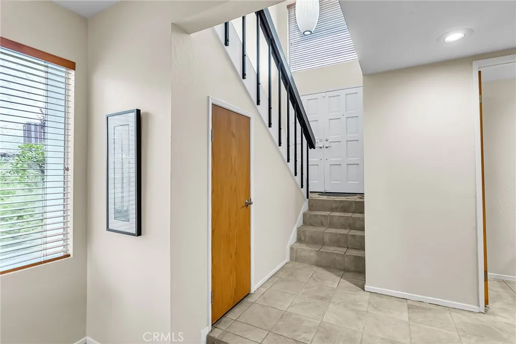 2252 El Capitan, Riverside, California 92506 home-pic-10