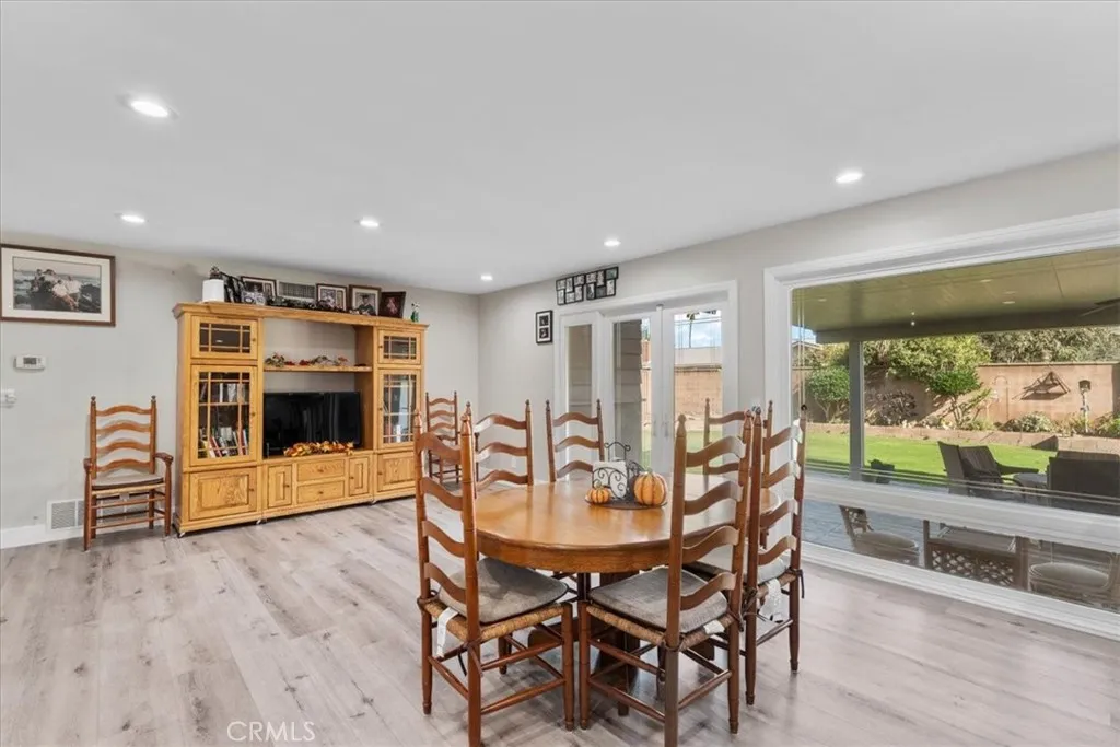11142 Yana Dr, Garden Grove, California 92841 home-pic-13