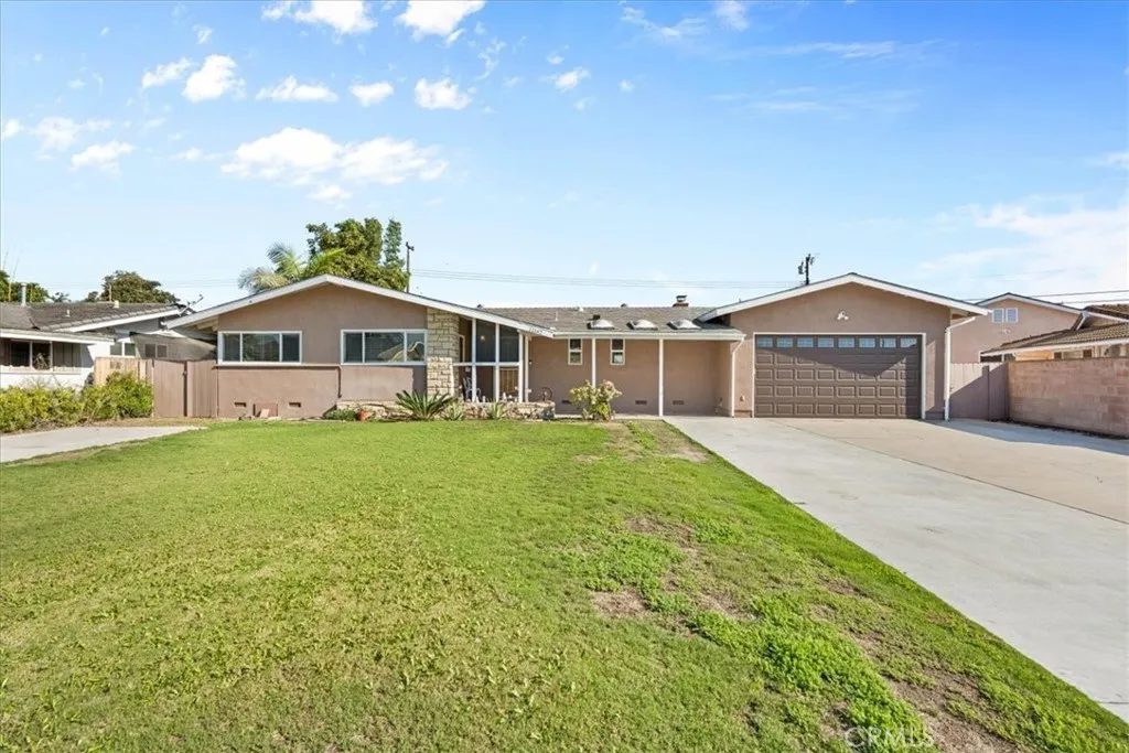 11142 Yana Dr, Garden Grove, California 92841 home-pic-2