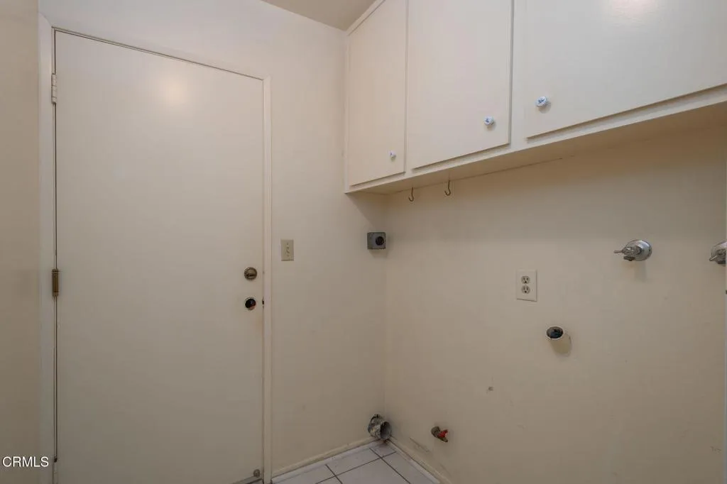 2363 Seagull Avenue, Ventura, California 93003 home-pic-26