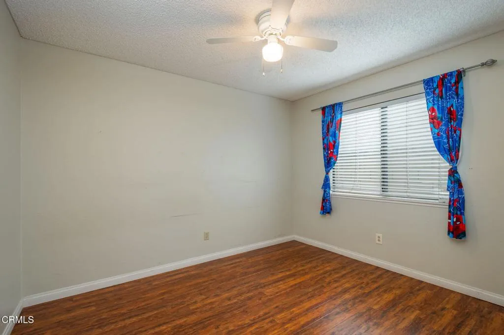 2363 Seagull Avenue, Ventura, California 93003 home-pic-24