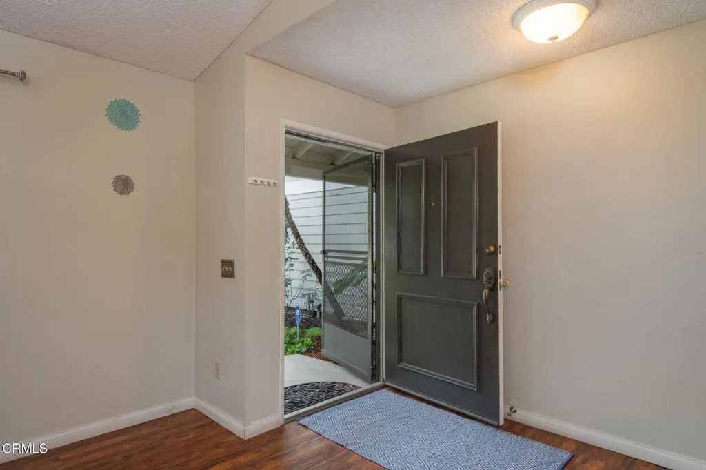 2363 Seagull Avenue, Ventura, California 93003 home-pic-13