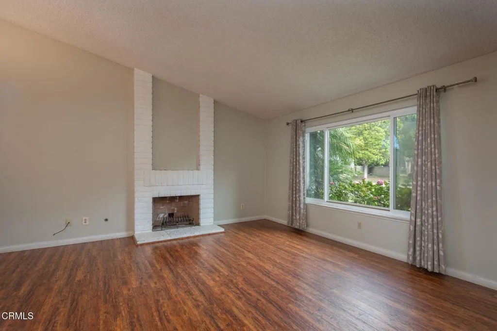 2363 Seagull Avenue, Ventura, California 93003 home-pic-15