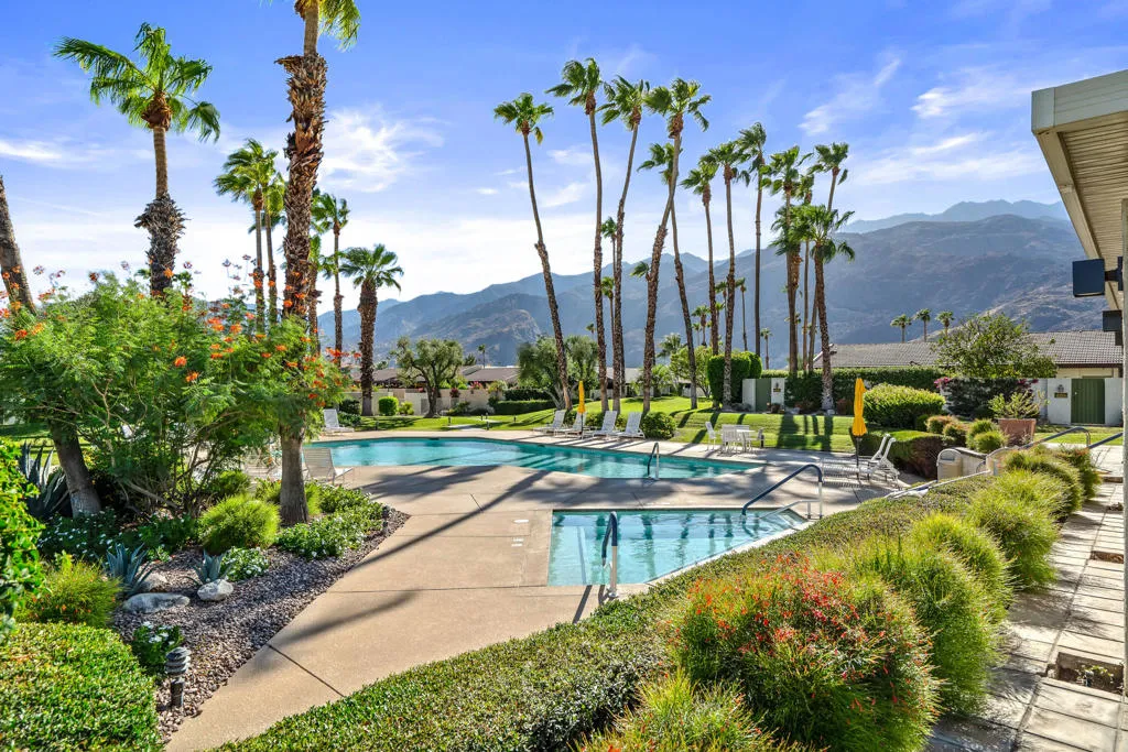 1384 E Andreas Road, Palm Springs, California 92262 home-pic-38