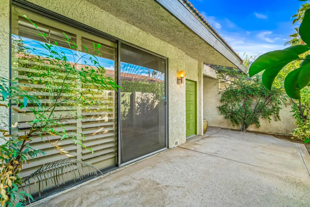 1384 E Andreas Road, Palm Springs, California 92262 home-pic-6