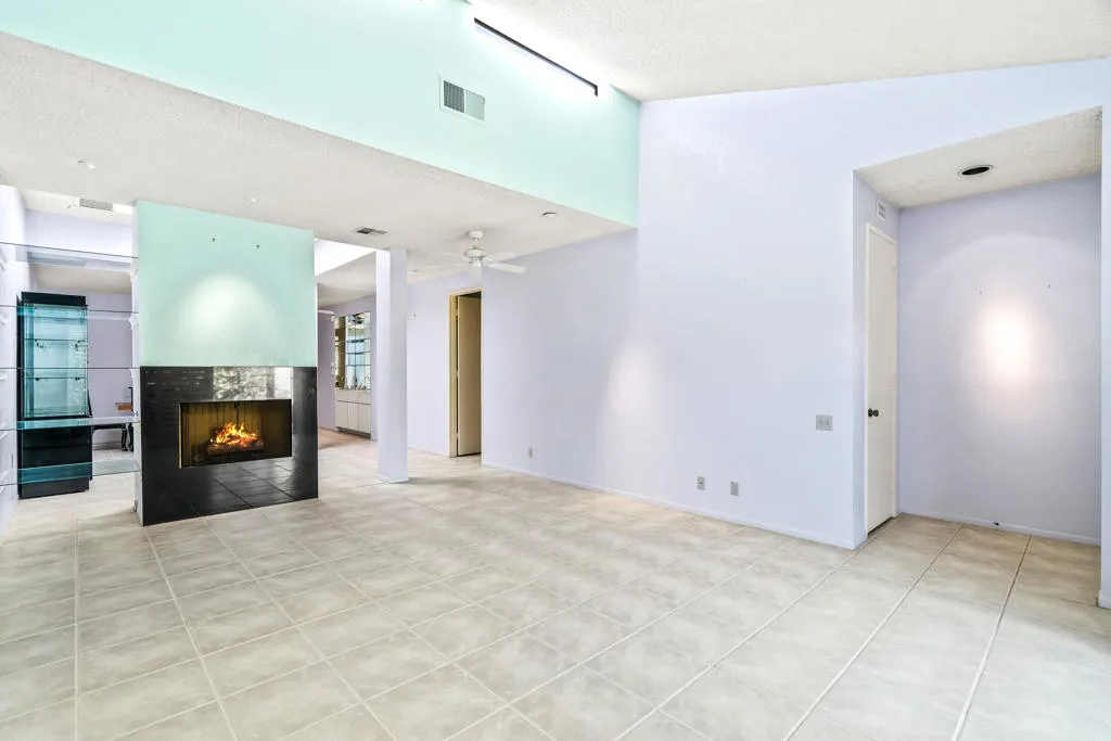 1384 E Andreas Road, Palm Springs, California 92262 home-pic-9