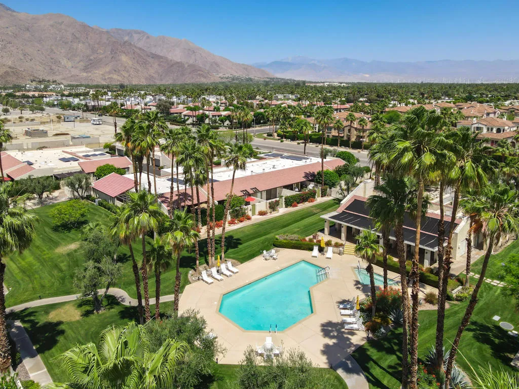 1384 E Andreas Road, Palm Springs, California 92262 home-pic-42
