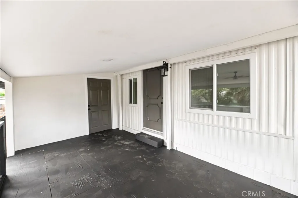 300 Diana, Perris, California 92570 home-pic-2