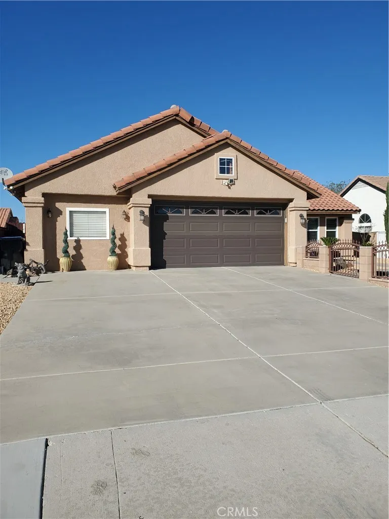 13260 Northstar, Victorville, California 92392 home-pic-2