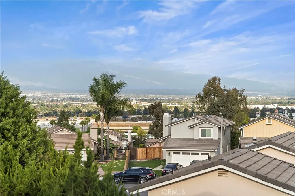 2598 Highgate Court, Chino Hills, California 91709 home-pic-37