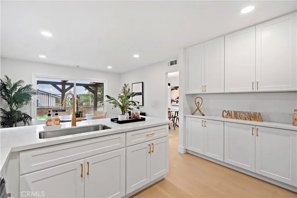 2598 Highgate Court, Chino Hills, California 91709 home-pic-15