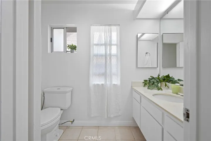 19829 Terri Drive, Canyon Country, California 91351