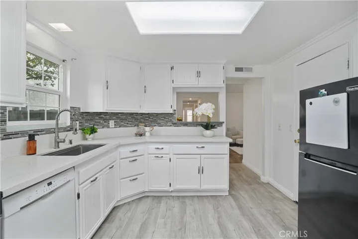 19829 Terri Drive, Canyon Country, California 91351