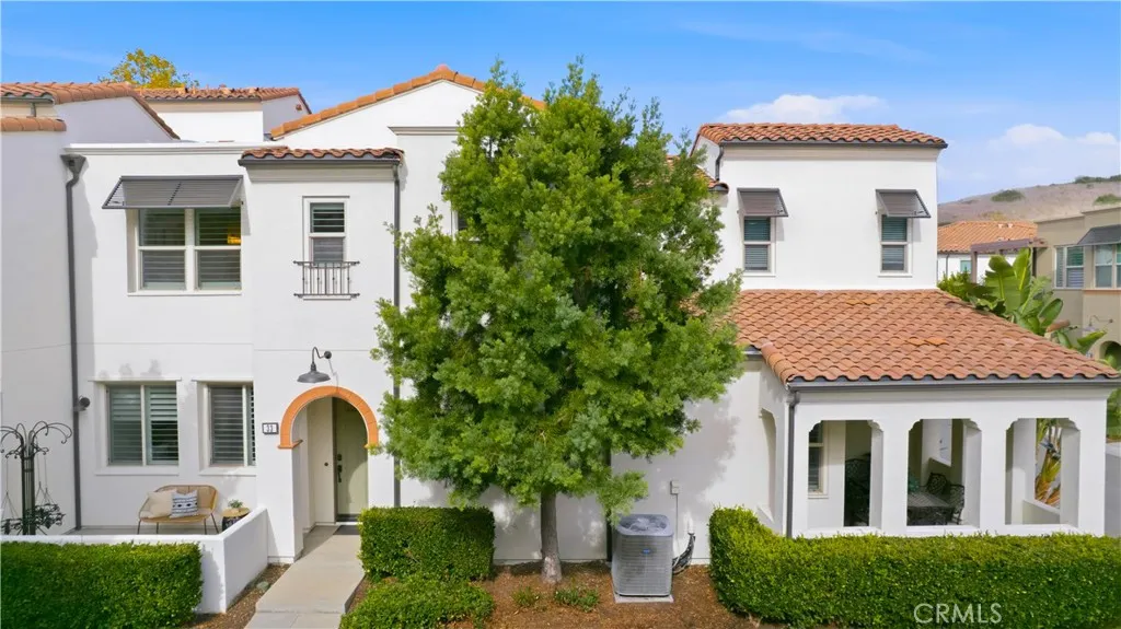 33 Hoya Street, Rancho Mission Viejo, California 92694 home-pic-0