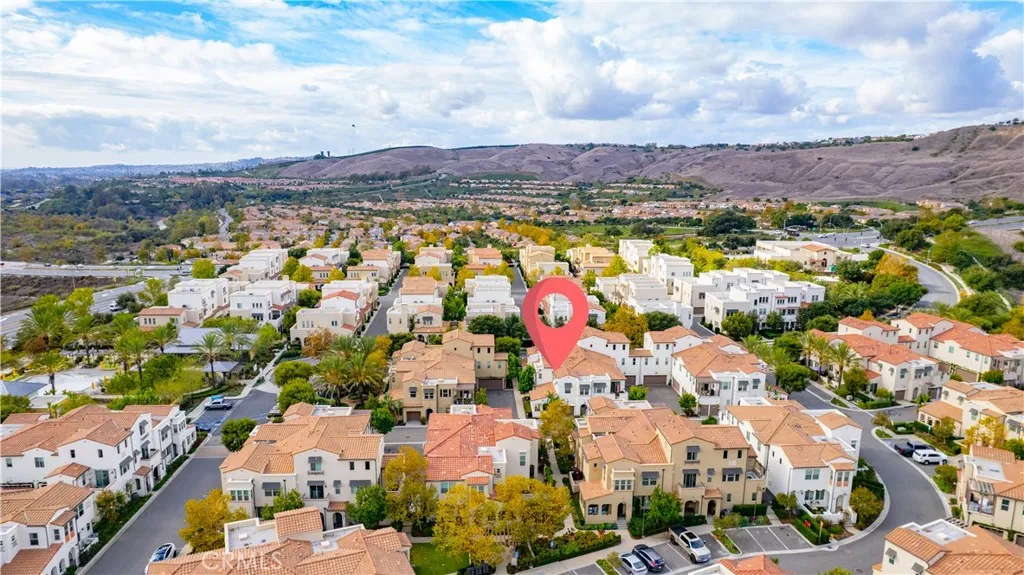 33 Hoya Street, Rancho Mission Viejo, California 92694 home-pic-33