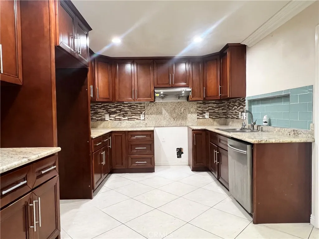 8747 Longwood, San Diego, California 92126 home-pic-11