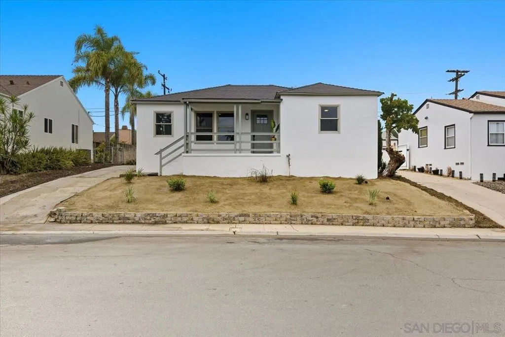 4352 Athens St, San Diego, California 92115 home-pic-16