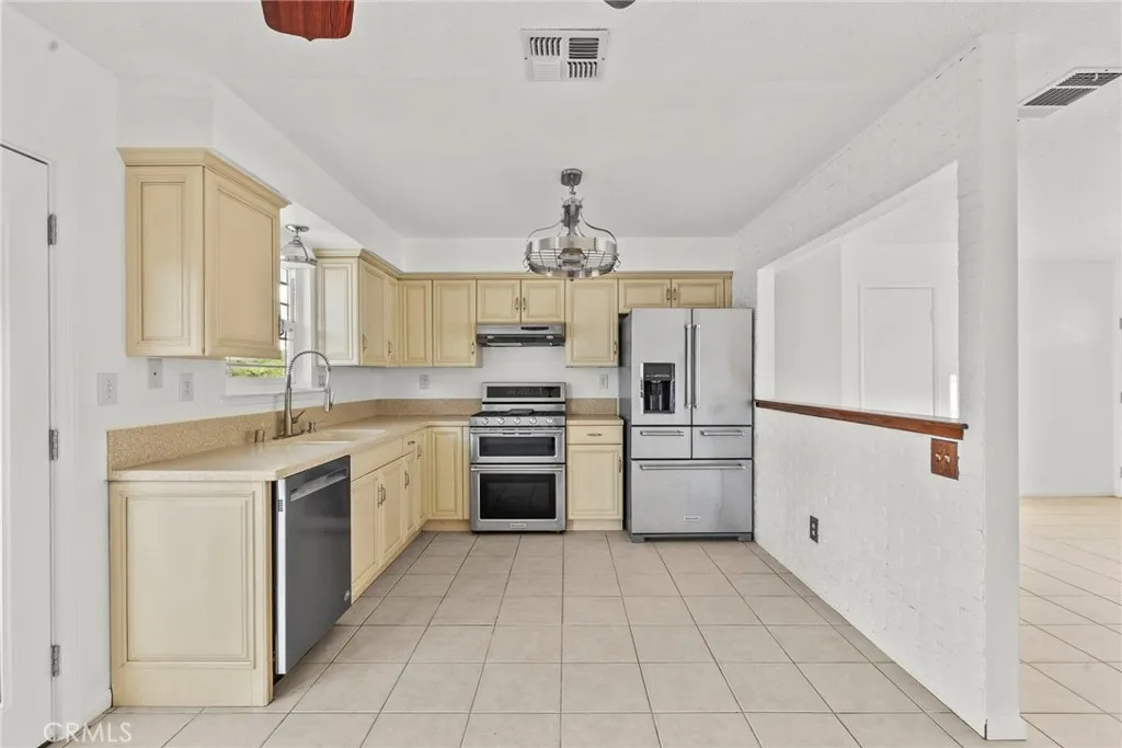 10115 E Avenue S10, Littlerock, California 93543 home-pic-9