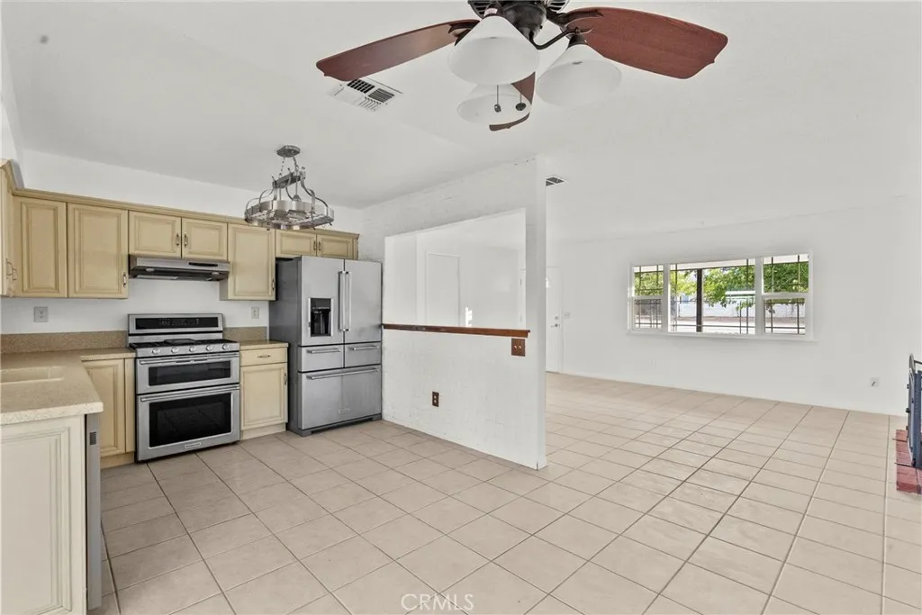 10115 E Avenue S10, Littlerock, California 93543 home-pic-10