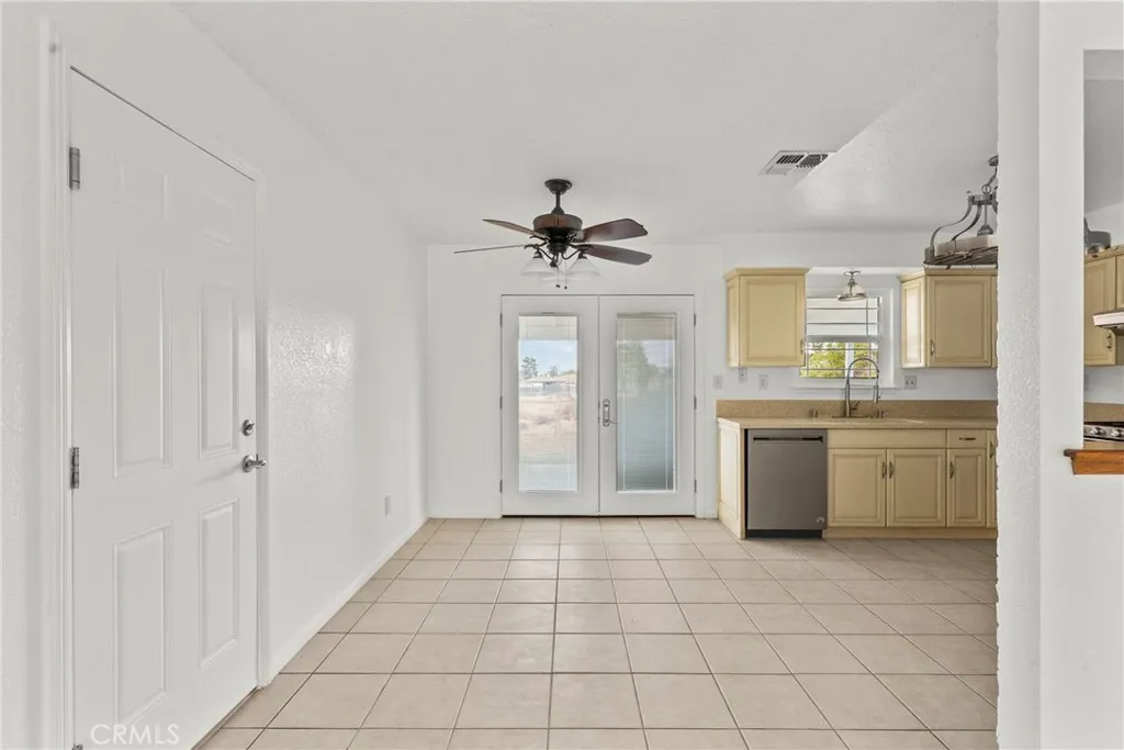 10115 E Avenue S10, Littlerock, California 93543 home-pic-7