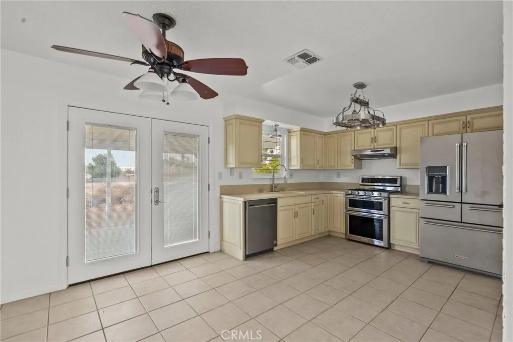 10115 E Avenue S10, Littlerock, California 93543 home-pic-8
