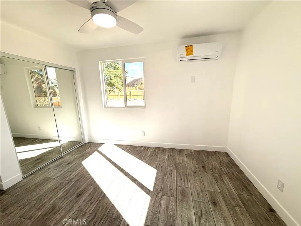 9888 Terrace Drive, Morongo Valley, California 92256 home-pic-11