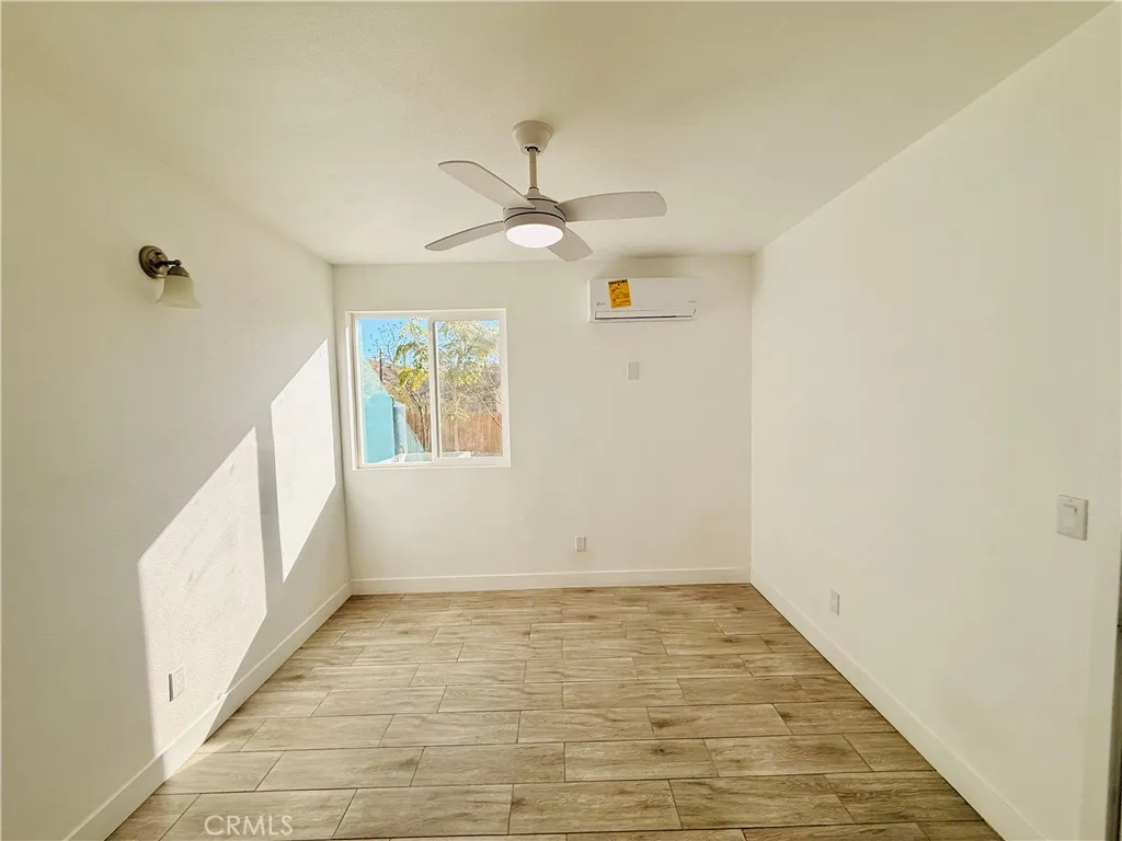 9888 Terrace Drive, Morongo Valley, California 92256 home-pic-10