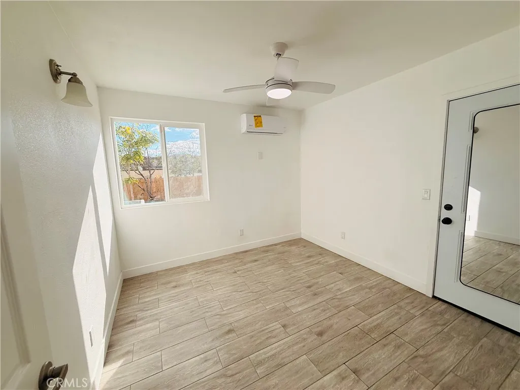 9888 Terrace Drive, Morongo Valley, California 92256 home-pic-7
