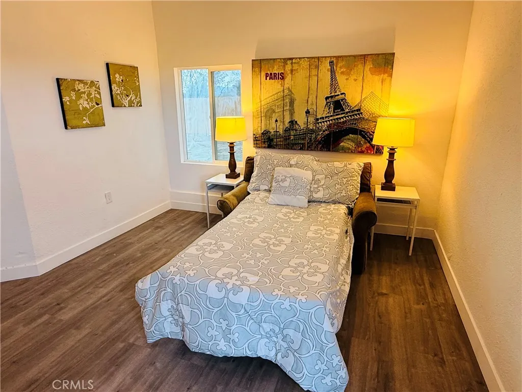 9888 Terrace Drive, Morongo Valley, California 92256 home-pic-22