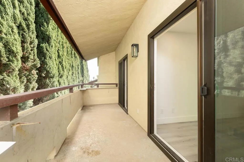 5885 El Cajon Blvd 305, San Diego, California 92115 home-pic-22