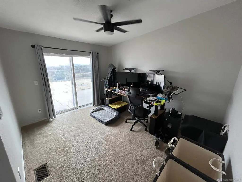 39201 Opalocka Road, Boulevard, California 91905 home-pic-11