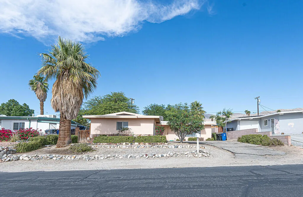 66822 Cahuilla Avenue, Desert Hot Springs, California 92240 home-pic-1