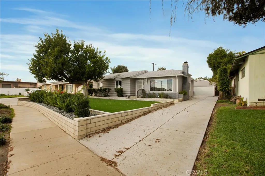 924 W E, Ontario, California 91762 home-pic-3