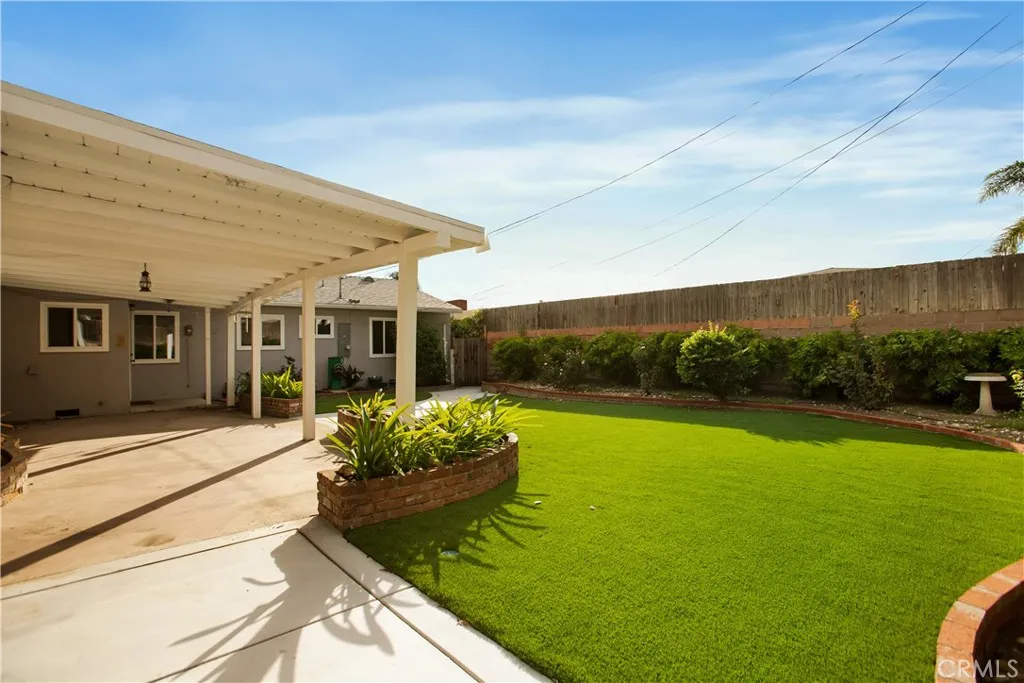 924 W E, Ontario, California 91762 home-pic-10