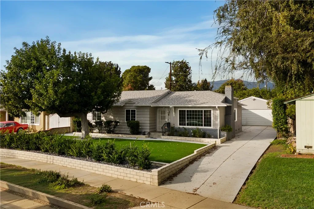 924 W E, Ontario, California 91762 home-pic-2