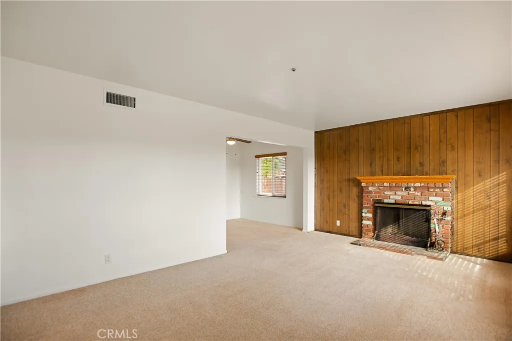 924 W E, Ontario, California 91762 home-pic-11