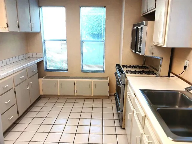 Kitchen #1