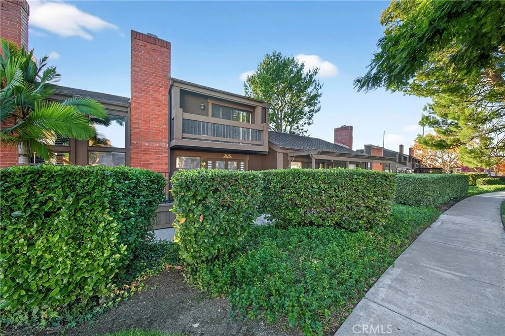 453 Pinehurst Court, Fullerton, California 92835 home-pic-44