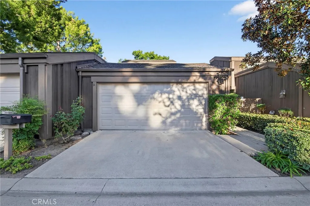 453 Pinehurst Court, Fullerton, California 92835 home-pic-0