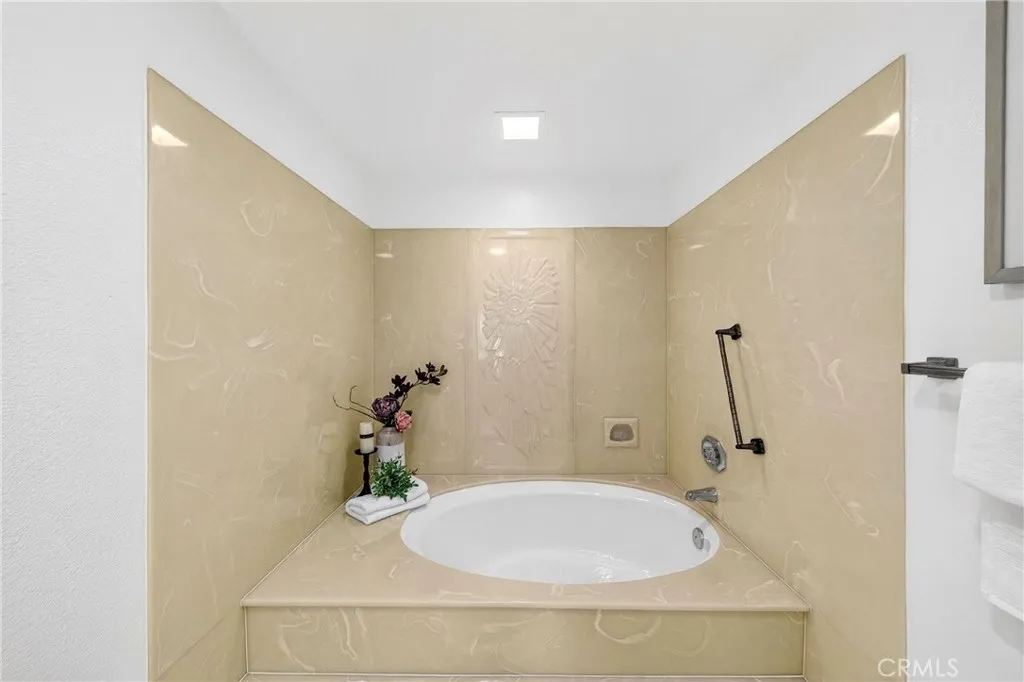 453 Pinehurst Court, Fullerton, California 92835 home-pic-37