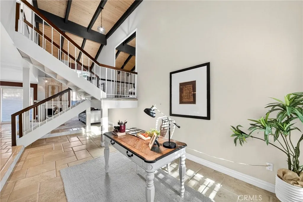 453 Pinehurst Court, Fullerton, California 92835 home-pic-17