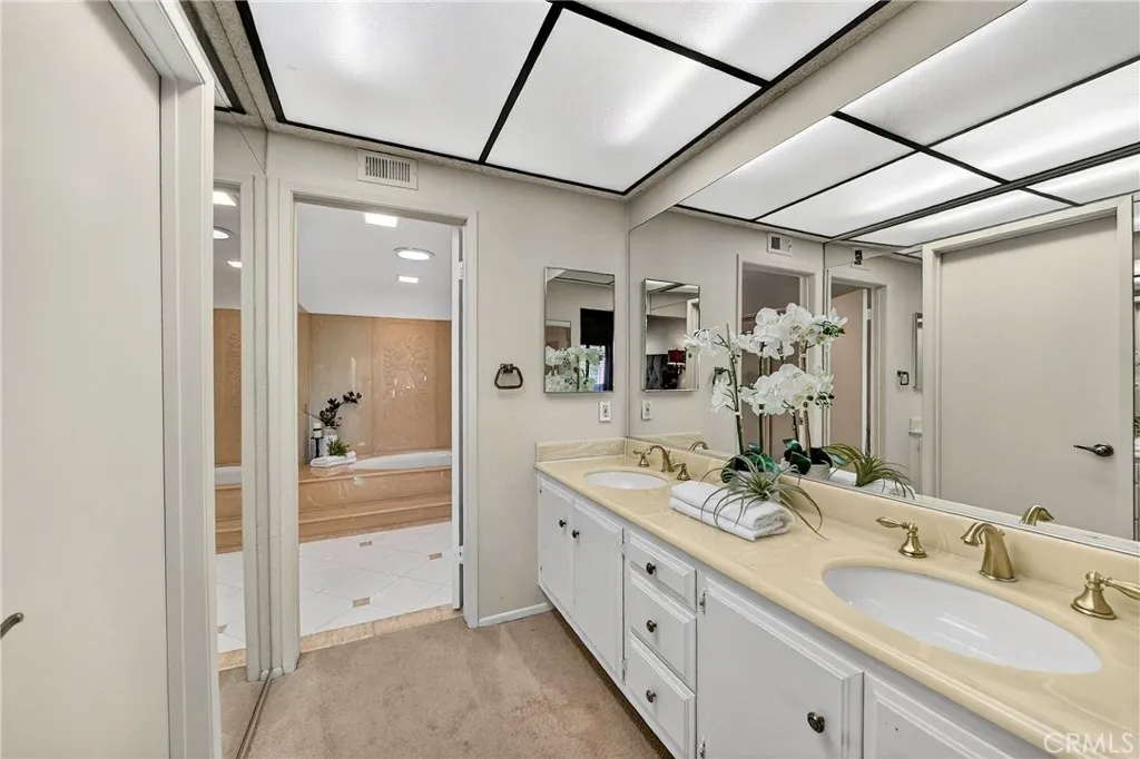 453 Pinehurst Court, Fullerton, California 92835 home-pic-32