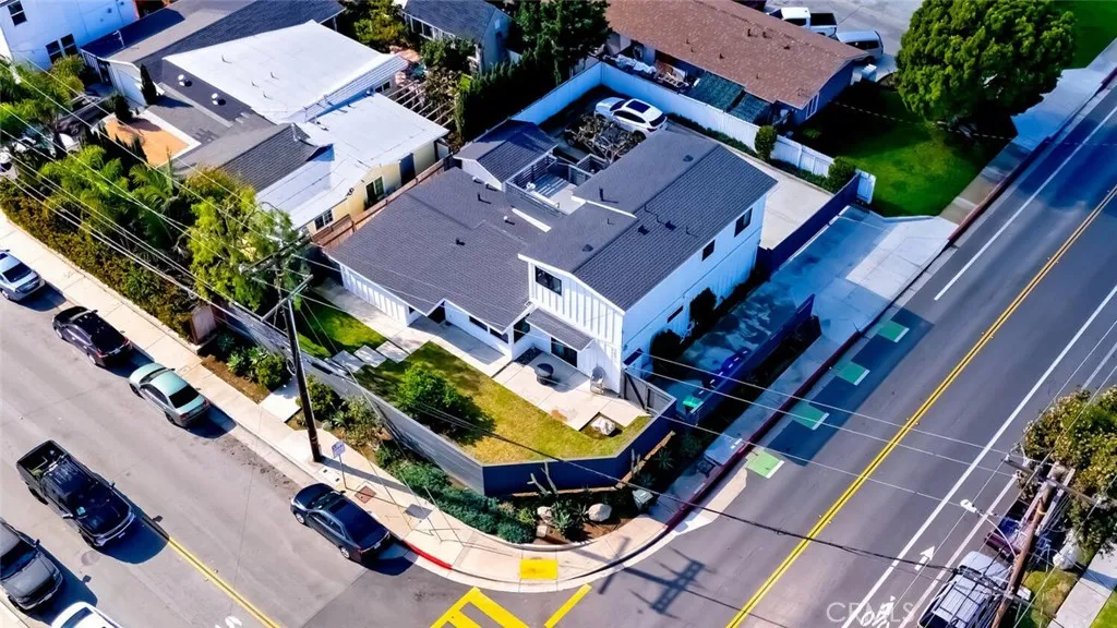2097 Maple, Costa Mesa, California 92627 home-pic-9