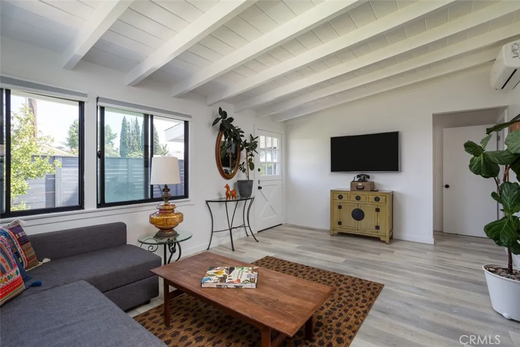 2097 Maple, Costa Mesa, California 92627 home-pic-23