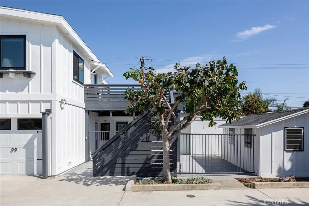 2097 Maple, Costa Mesa, California 92627 home-pic-37