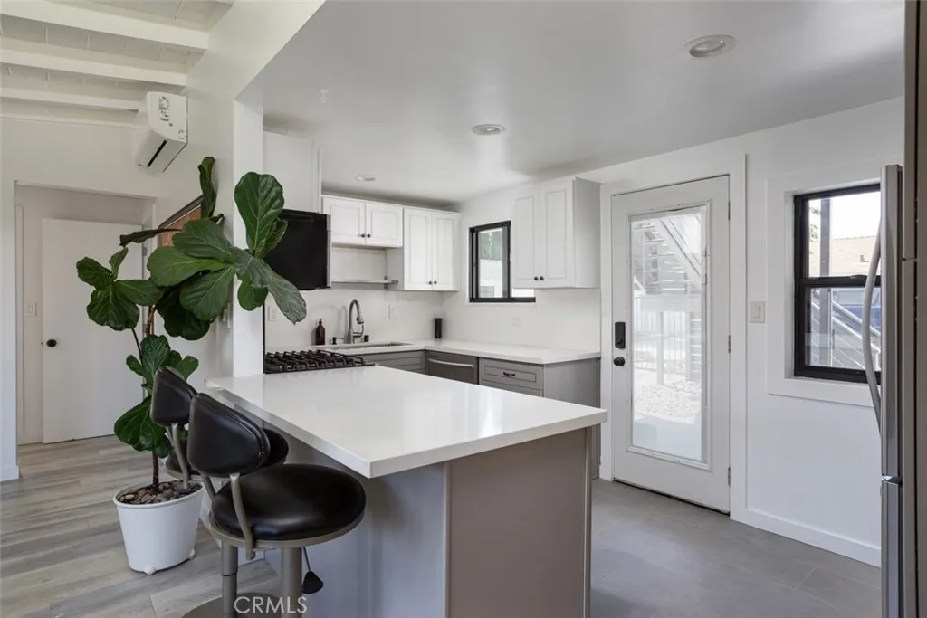 2097 Maple, Costa Mesa, California 92627 home-pic-26