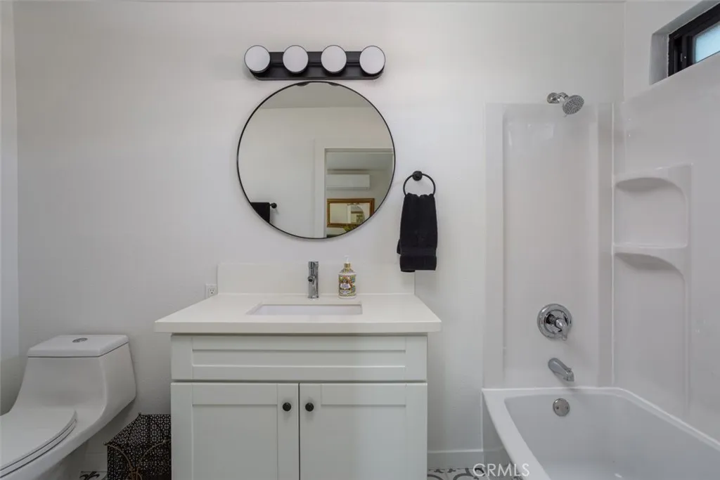 2097 Maple, Costa Mesa, California 92627 home-pic-32