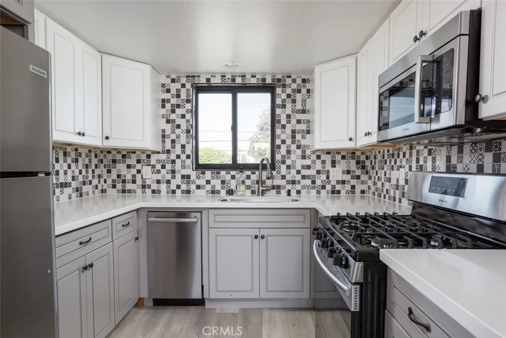 2097 Maple, Costa Mesa, California 92627 home-pic-48