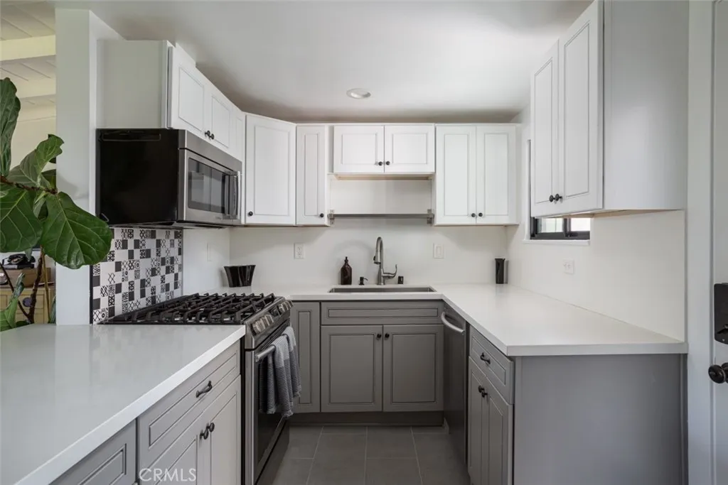 2097 Maple, Costa Mesa, California 92627 home-pic-27