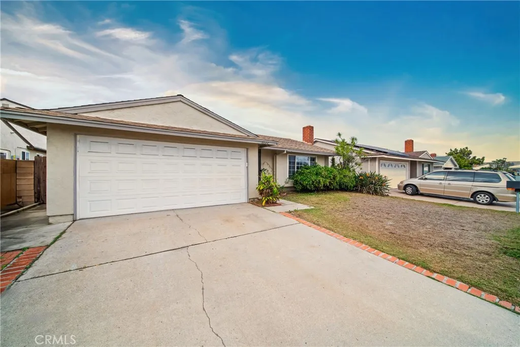 1122 Thalia Street, San Diego, California 92154 home-pic-1
